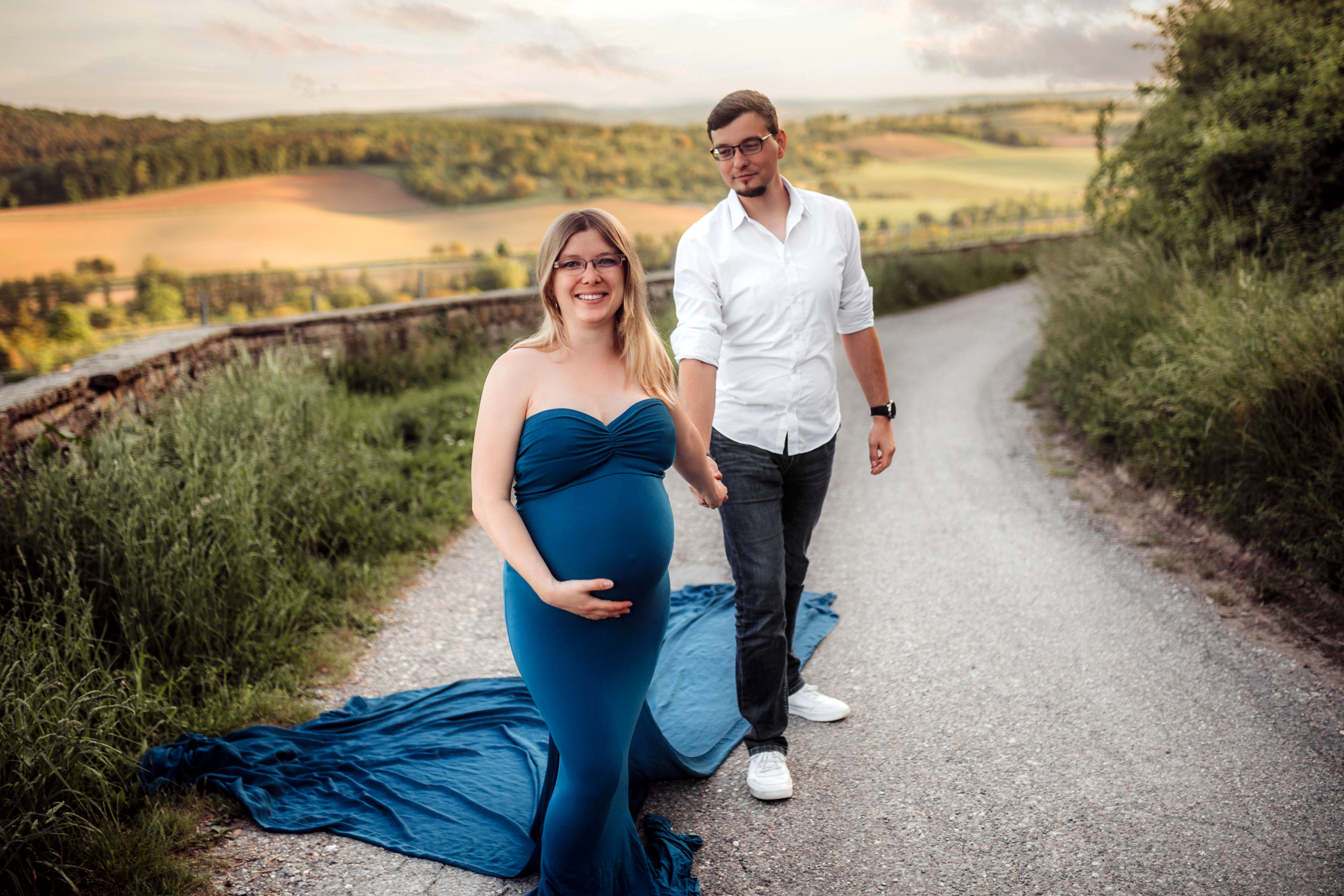 Babybauchshooting mit Partner - Burg Ravensburg