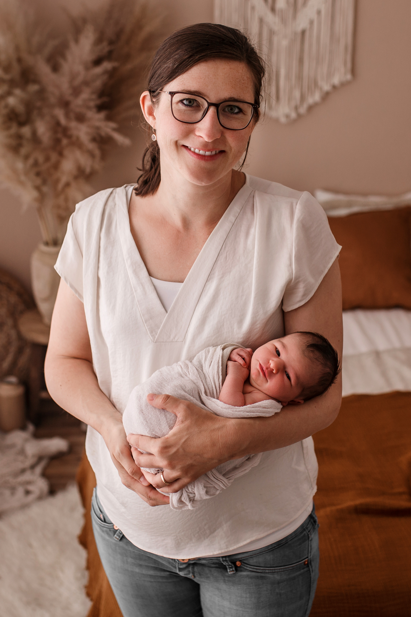 Neugeborenenbilder mit Mama - Ludwigsburg